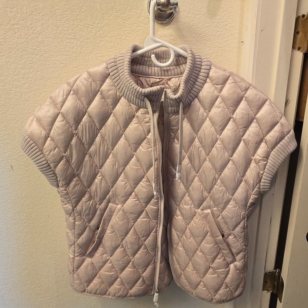 Vest - Picture 2 of 4